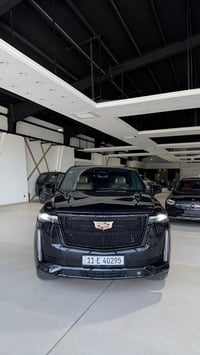 كاديلاك 2023 بلاتينيوم كفالة ماشية 55 الف 07821999911