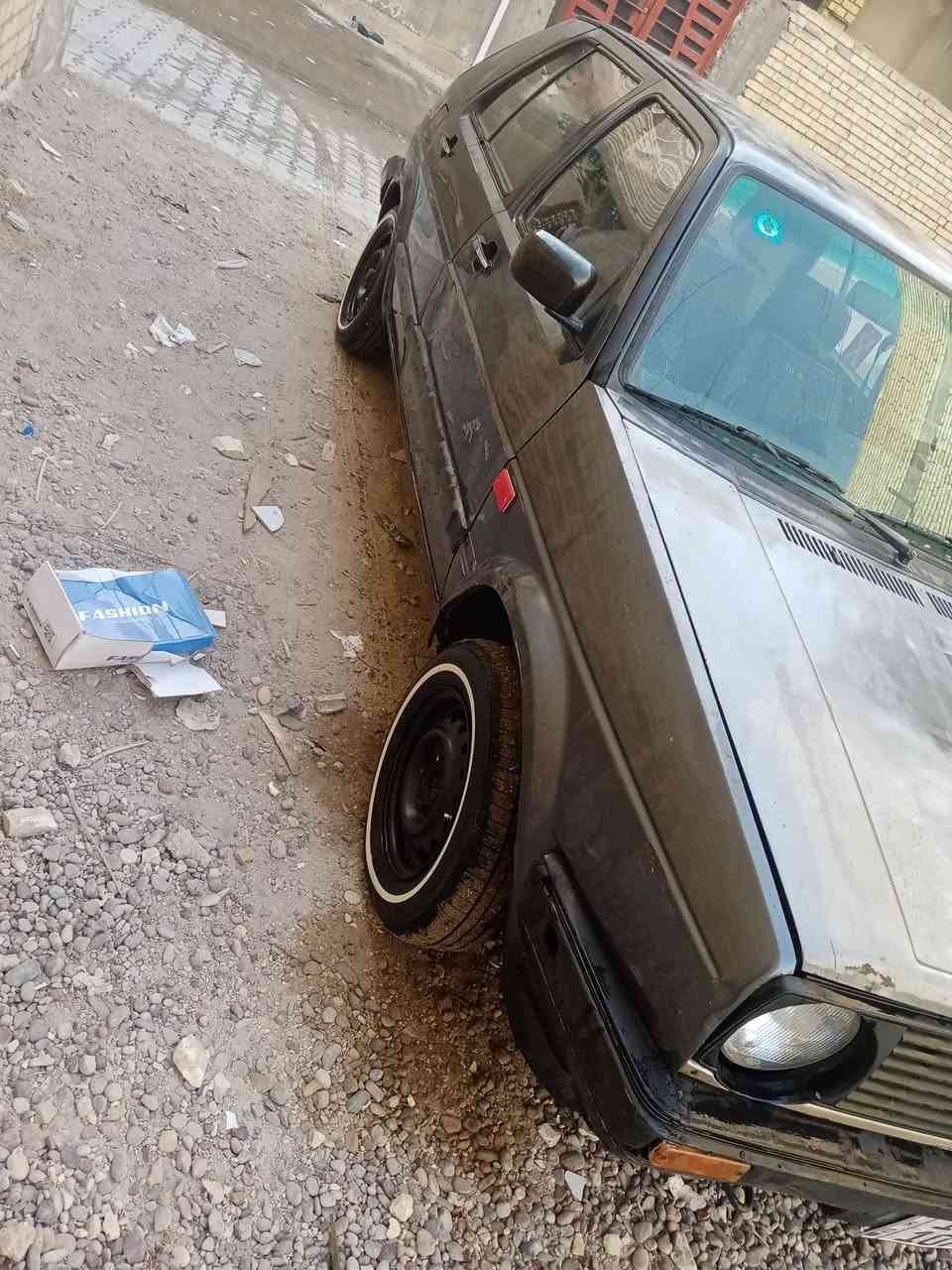 السلام عليكم ورحمة الله وبركاتة 
كولف مديل 1991 سياره جاهز من كل شي 
مكاني بغداد الشعله اي ستفسار على رقم التالي ***********
السعر 31
