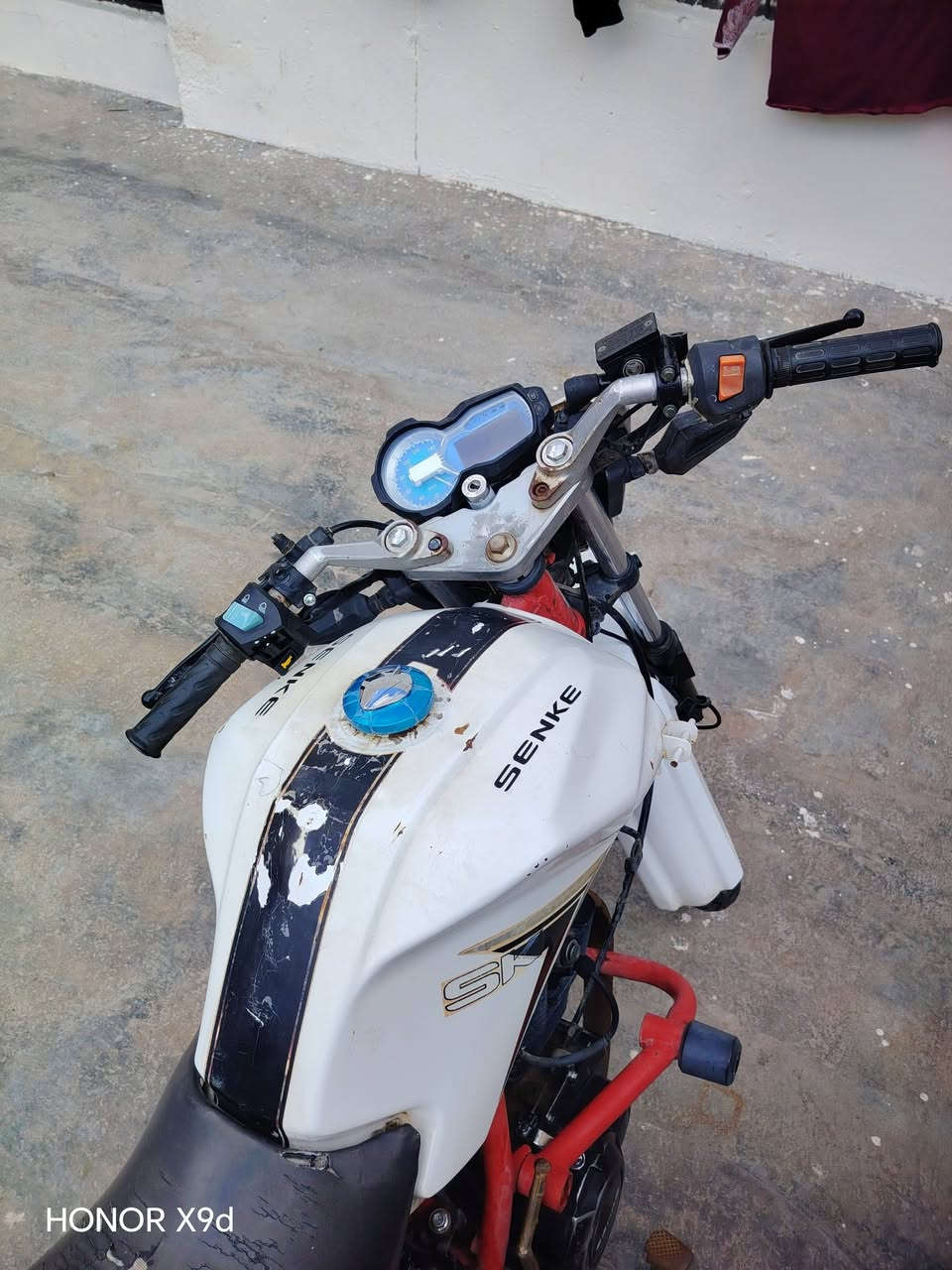 سلام عليكم
للبيع ماطور كايدن
موديل2018 محرك150
نقص صفاحيات او قبق مال لايت ماطور كله شغال من سلف هندر لايت عالي ناصي هورن كله شغال اي نقص مابي محرك بلادي
سعره300 ابو بي مجال
ستفسار ***********
