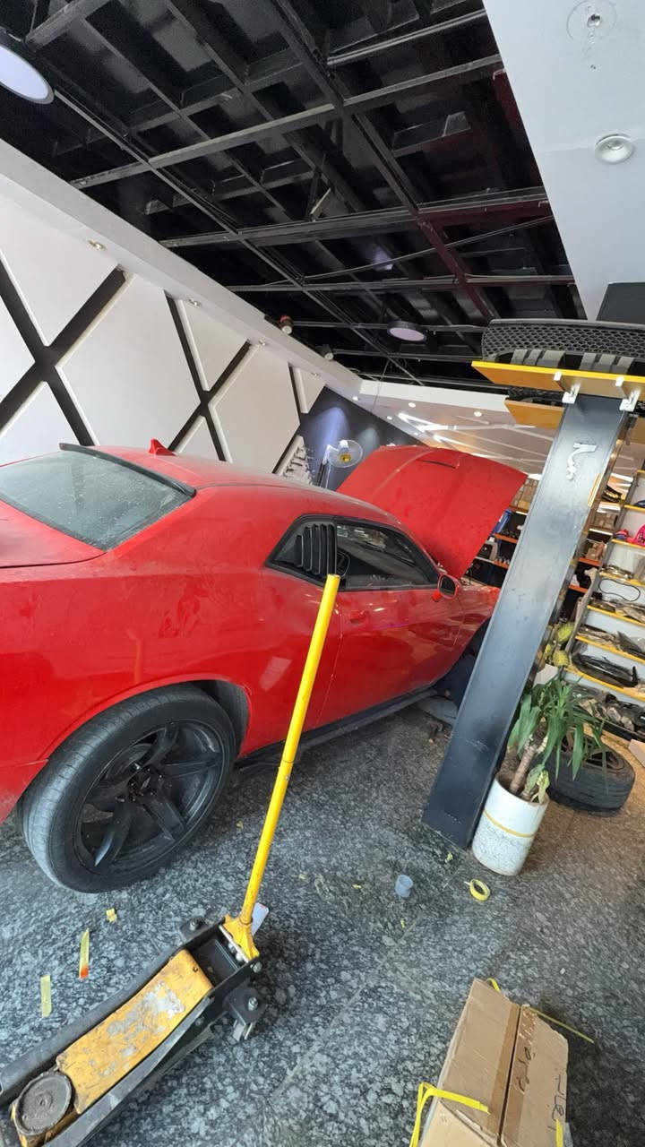 جالنجر
مديل 2013

محدثه داخل وخارج 2020

السيارة امبدل بيه محرك5700 جان قبل محرك صوت السيارة رعب كزوز اكس بايب وصطيات دبات سود 

 6400

حادث السيارة أمامكم مصبوغه عام للجمالية السيارة اهواي مصروف عليه وجاهزه من كلشي حداديه توه نافضه امامي وخلفي

أكفلك محرك وكير كهربائيات كلشي شغال بيه السعر 110 وبيها مجال قليل كلش الاستفسار عنوان السيارة البصرة 

***********
