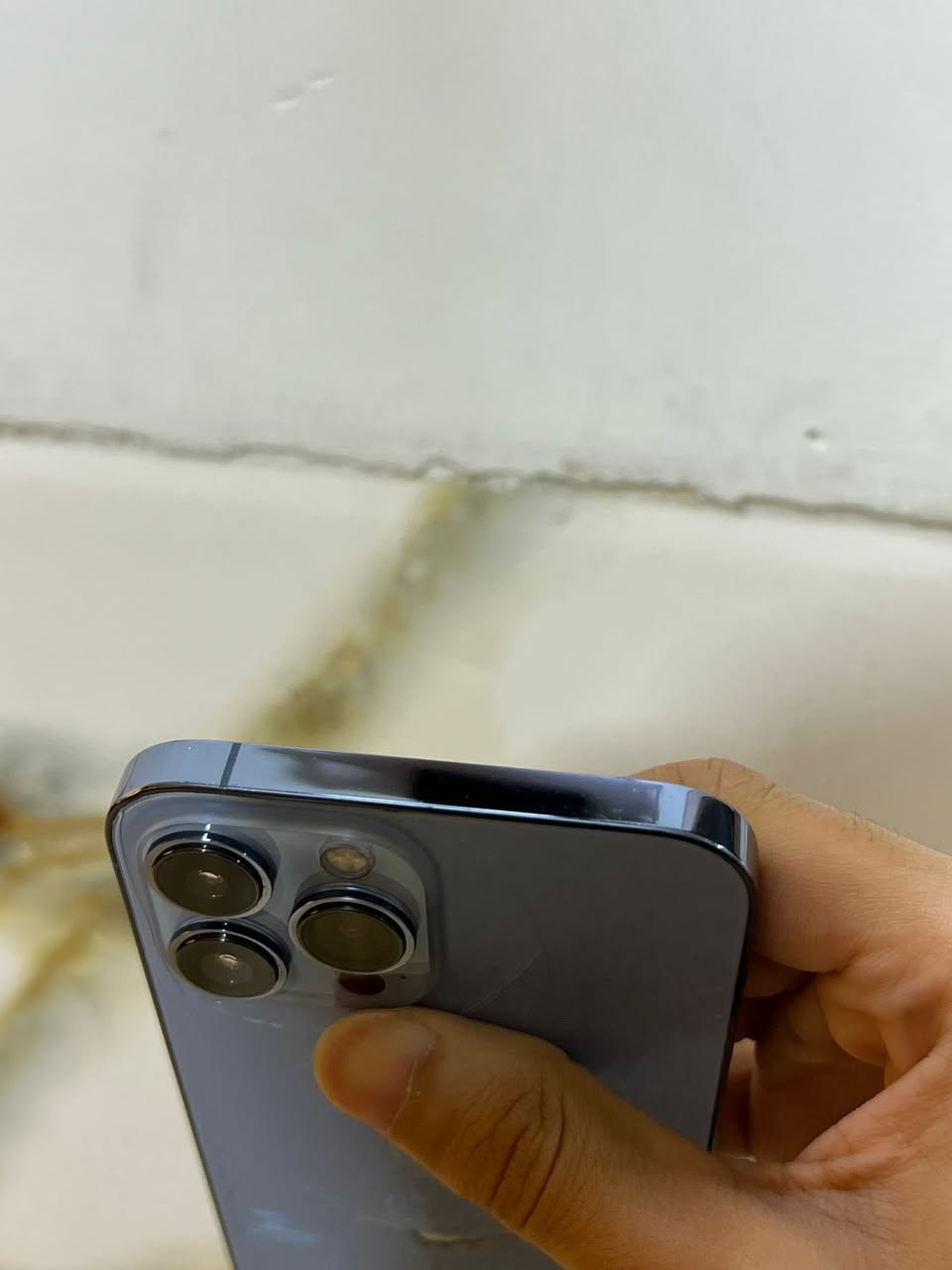 سلام عليكم ايفون 13 برو ماكس امريكي ذ256 بطارية 81 اليوم نزلت الجهاز فقط بي ضهر مكسور مثل مواضح بل صورة كلشي ممبدل بي بلادي على وضع الشركة رايده ب525 وبي مجال بسيط ومستعجل على بيعته مكاني بغداد الشعب شارع الصحة 
***********
