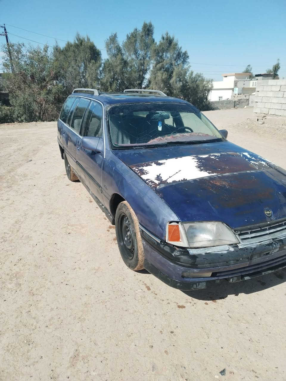 السلام عليكم
سياره اوبل اوميگا ستيشن للبيع
 السعر 12$ وبيها مجال للشراي 

محرك 20 محوره كابريته 
تايرات نص عمر
فحص كركوك سنويه خضره 
العنوان: البوعجيل
للأستفسار الأتصال على الرقم ***********
