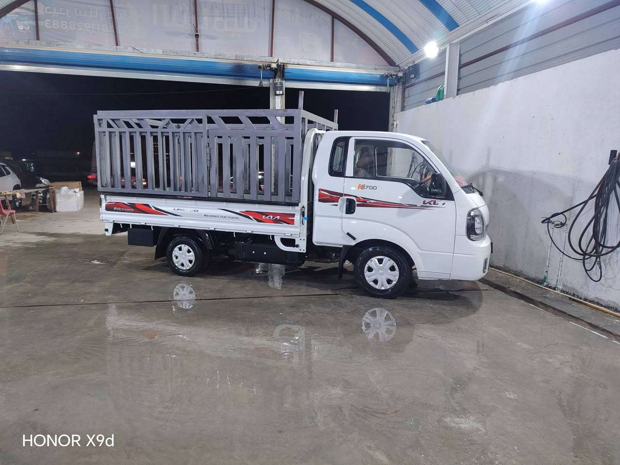 السلام عليكم كيا للبيع 2025 ماشية 98 الف بيه طخه زغيره بدواسه سياره مكفولة سنوية باسمي تحويل مباشر ضريبة مال 26 مدفوعة وكامله هزه مال 26 كامله وياه درع الامامي والخلفي مكان سيارة #الناصرية مركز سعره 160 وبية مجال
*********** واتساب
