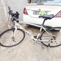 بايسكل GIANT ESCAPE RX  المنيوم ريشه  حجم S  سستم التوس حديث 3*9  بريك...