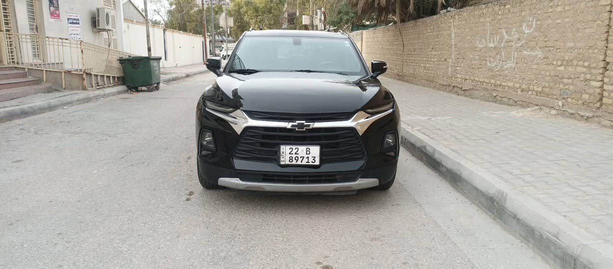 سلام عليكم الاستفسار *********** السعر155 للبيع شوفرليت بليزر موديل 2021 حادثه بنيد صبغ وباب بدون دواخل باقي السياره مكفوله سونار وصور الحادث بلمنشور 
كطير محرك حداديه تبريد تخم تأير مكفولات ماشيه 52سياره جداا نضيفه محرك 2400 تنفس طبيعي موصفات فول عده الفتحه بصمه شاشه كامره تحكم جهتين أشار بلمرايه رادارات كشن كهرباء جنطه كهرباء رقم اربيل نكليزي هزه وسنويه جدد السعر 155
