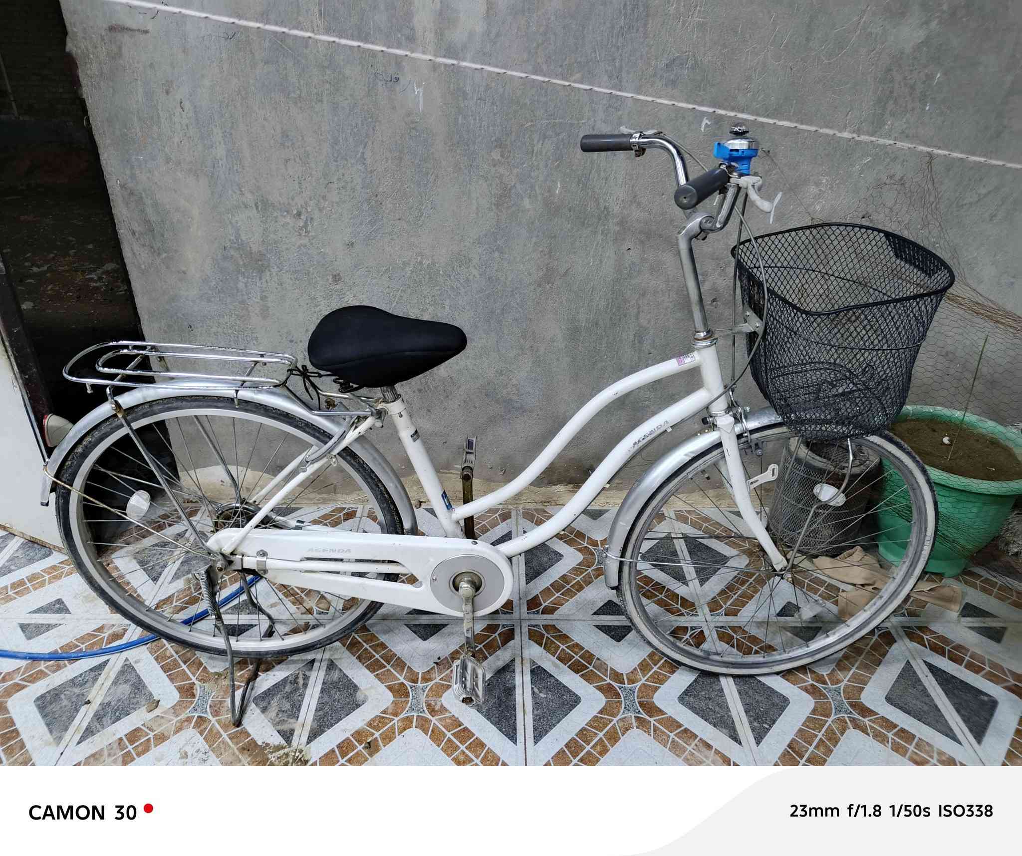 سلام عليكم باسكل للبيع سعر 75وبي مجال مكاني حي الزيتون ***********اتصل
