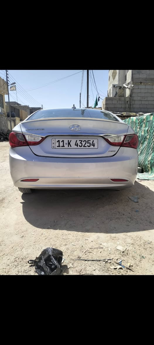 سوناتا 2013 وارد امريكي حادثها جاملغ خلفي رقم بغداد نكليزي السيارة بسمي محرك 2.400 فتحت سقف + بصمة تبريد شغال  سونار جديد السعر 105 وبيها مجال للشراي العنوان كربلاء 
رقم الهاتف ***********
