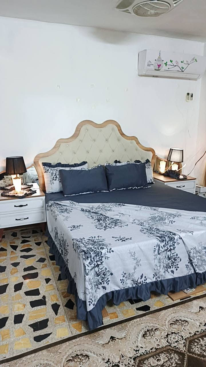 فرشات همايون نضام 7 قطع بسعر 20. تالبيست دوشك و4 وجوه مخاد وجرجف وكوشه يوجد توصيل


**إذا كنت صاحب هذا الإعلان وتريد حذفه لأي سبب، رجاءا أرسل رسالة إلى الدعم الفني**