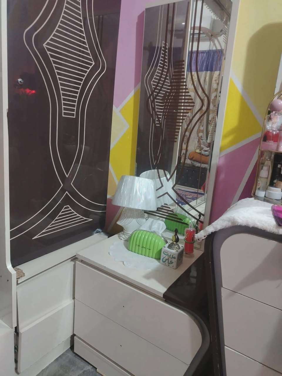 غرفه تركي نظيفه السعر 500 وبيها مجال المكان زبير
@إشارة


**إذا كنت صاحب هذا الإعلان وتريد حذفه لأي سبب، رجاءا أرسل رسالة إلى الدعم الفني**