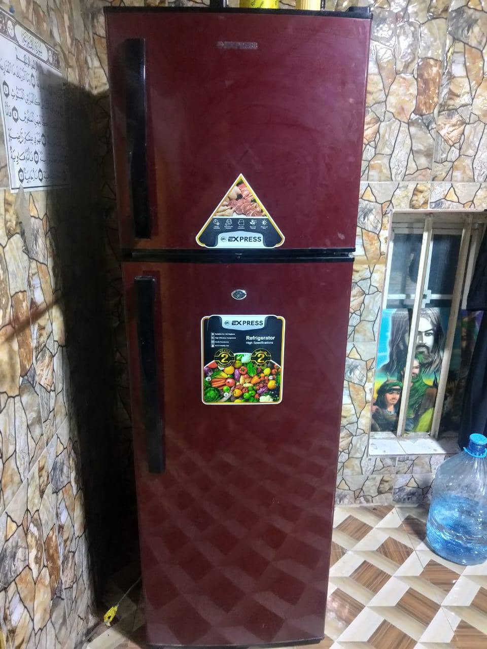ثلاجه للبيع توني ماخذها ب300اريدها وبيها مجال للشراي


**إذا كنت صاحب هذا الإعلان وتريد حذفه لأي سبب، رجاءا أرسل رسالة إلى الدعم الفني**