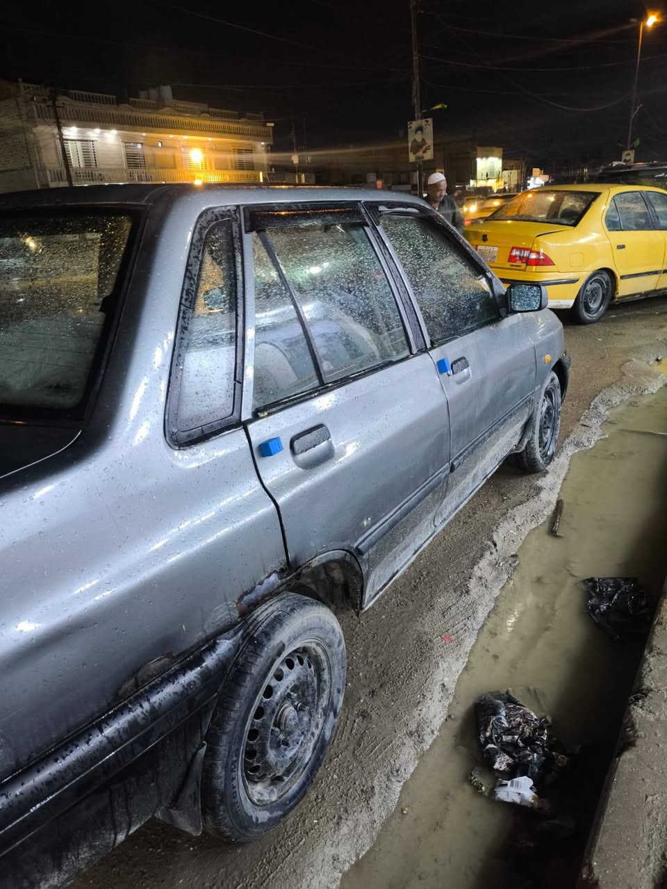 سايبه مديل 2012 مكفوله كير ومكينه وحداديه وصدر وتخم تاير كهربائيته كله شغاله لا ضربه ولا تبديل راعيه يمي بيهة خياسات بل دوس قليله السعر 28 وبيه مجال اتصل ***********
