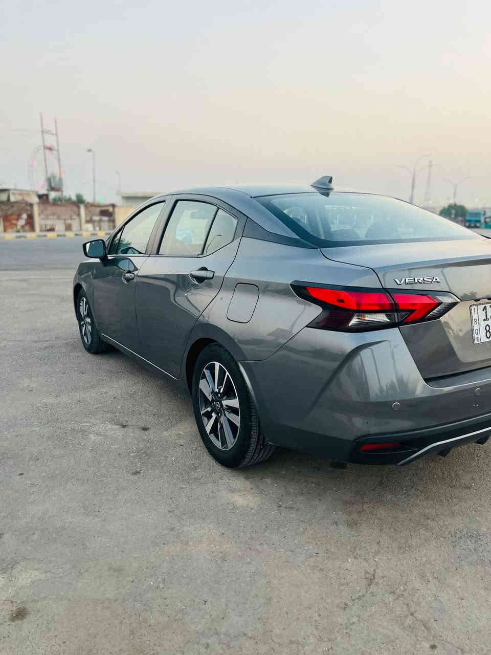 سلام عليكم 
نيسان فيرسا  2023 
ماشية 33 الف كم  
رقم ميسان سنوية جديدة 2030
تحويل ثاني يوم 
وارد امريكي ضرر جاملغ وبنيد
مكينة وكير وضع شركة 
حدادية طوبة كلها السيارة وضع شركة 
جاهزة متصرف عليها دينار 
تبريد تدفئة منضومه زنون 
صور الحادث والسونار بلمنشور
السعر(123) بيع مستعجل جوا السوك مكان السيارة ميسان 
***********
