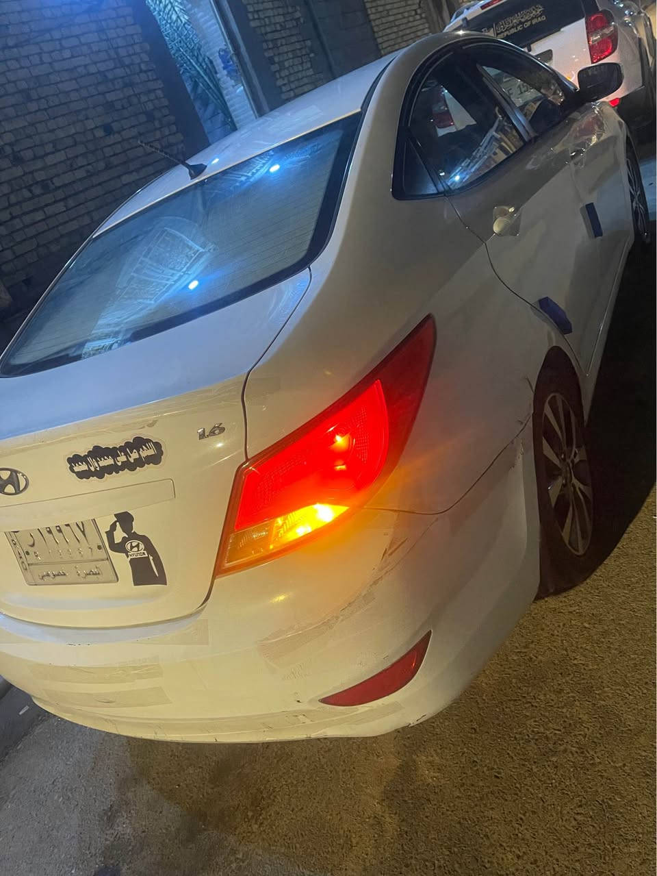 اكسنت للبيع او المراوس موديل 2015 سيارة حلوة ونضيفه مال بيت تبريد تدفئة محرك كير كفاله شرط حدادة جديدة فقط نقص دبلات خلفي يرادلهن تبديل ودعامية امامية مكسورة السيارة وارد خليجي فول مواصفات محرك 1600 استلام شركة بأسمي تحويل ثاني يوم رقم بصرة سعرها 88 ورقه قفل بدون مداهره للبيع او المراوس


**إذا كنت صاحب هذا الإعلان وتريد حذفه لأي سبب، رجاءا أرسل رسالة إلى الدعم الفني**