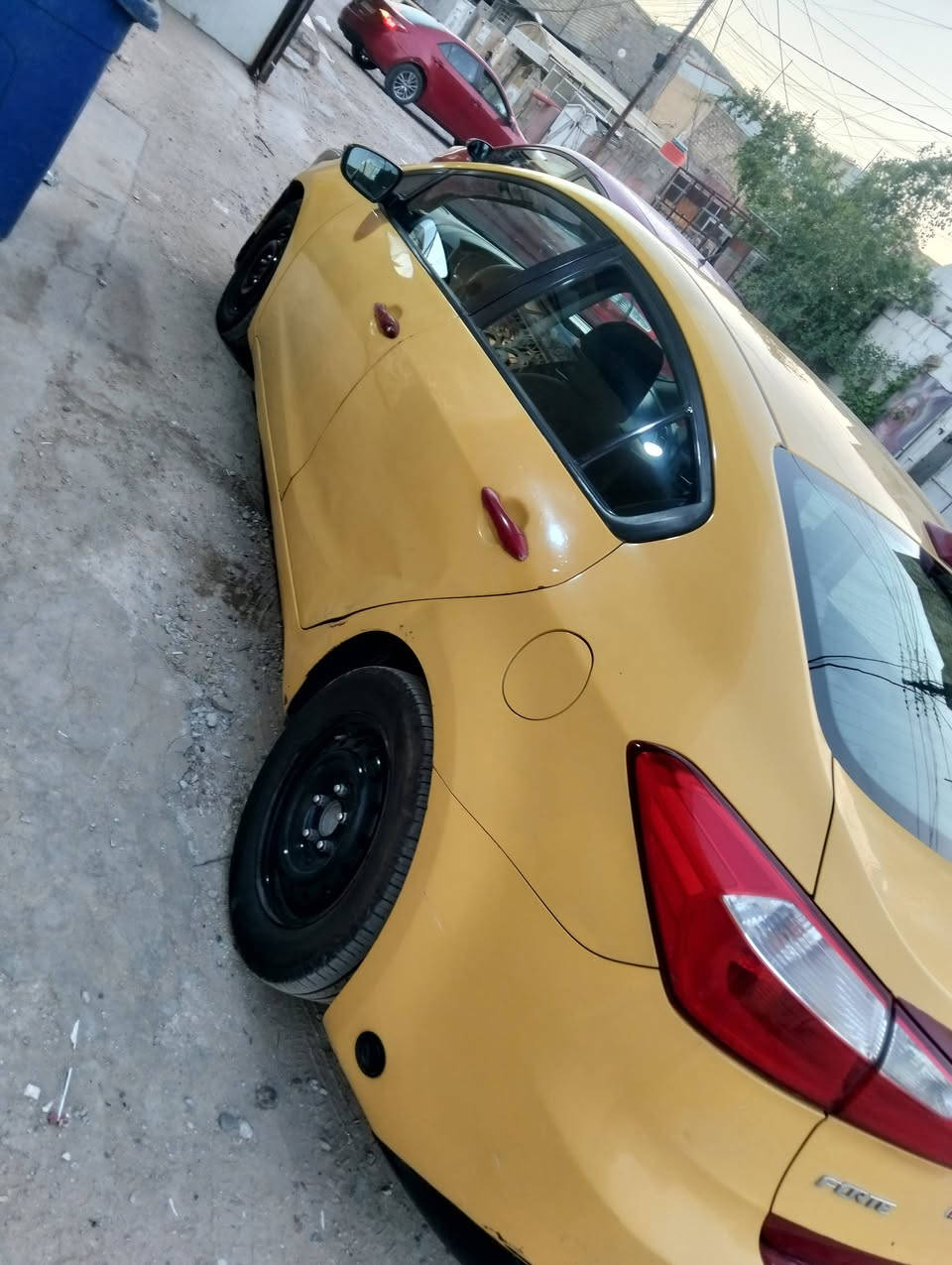 السلام عليكم كيا فورتي وراد امريكي 
رقم بغداد محرك 200 دوش 
السعر 80 
رقم الهاتف  ***********
