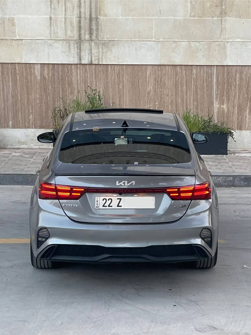 كيا فورتي Gt-line
موديل 2024
ماشية 25 ميل
محرك 2000 dohc

رقم اربيل كامل هزة وفحص وسنوية ولوحات كلو جديد

سعر مناسب جدا ❗️❗️

المواصفات فول 1/1 :-
بصمة وتشغيل عن بعد
سلايد
كشن تدفئة وتبريد
كشن كهرب
كشنات جلد
تبريد خلفي
شحن وايرلس
رادار امامي وقيادة ذاتية
رادارات خلفية

الضرر جاملغ خلفي بدون ايرباك والتصليح حلو  راجع كلشي بمكانو
بجم كبس لايتات بكلايتات رادارات كلو اصلي ولا نقص مابيها

مكان السيارة / الموصل

اتصال  ***********
واتساب  ***********
