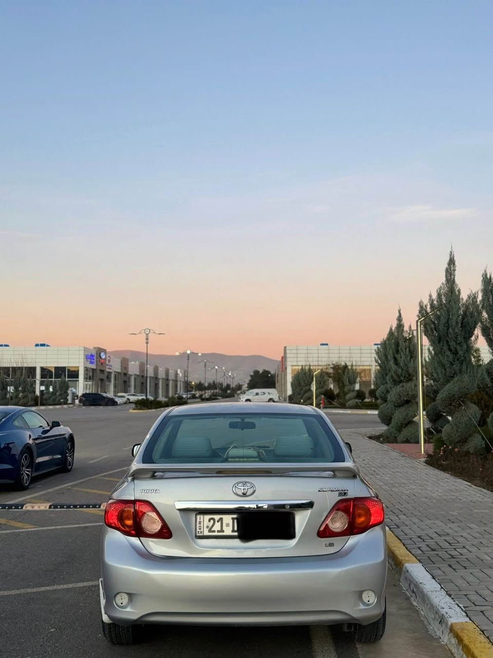 2010 كرولا مةكينة كةورة سةنةوي تازة ليدراوي نية ٣ بارجة بوياخ بي دةعم ١٠٠ كةلا *********** السليمانية, العراق
