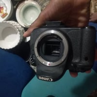 كاميرا كانون 700 • مبادلة بكاميرا أحدث • البصره