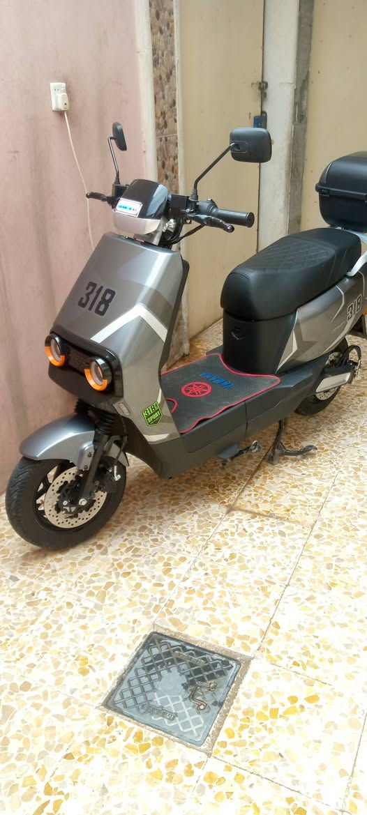 ماطور 318للبيع جديد ونضيف كلو شرط الموصفات معروفه  مراوس بسكنس او دراكون  وبيع 
ملفو2000

عالي وناصي زيون 

سويج2بصمه2

تشغيل عن بعد 

باتريات دبل

الاستفسار و التواصل ***********بي واتساب
