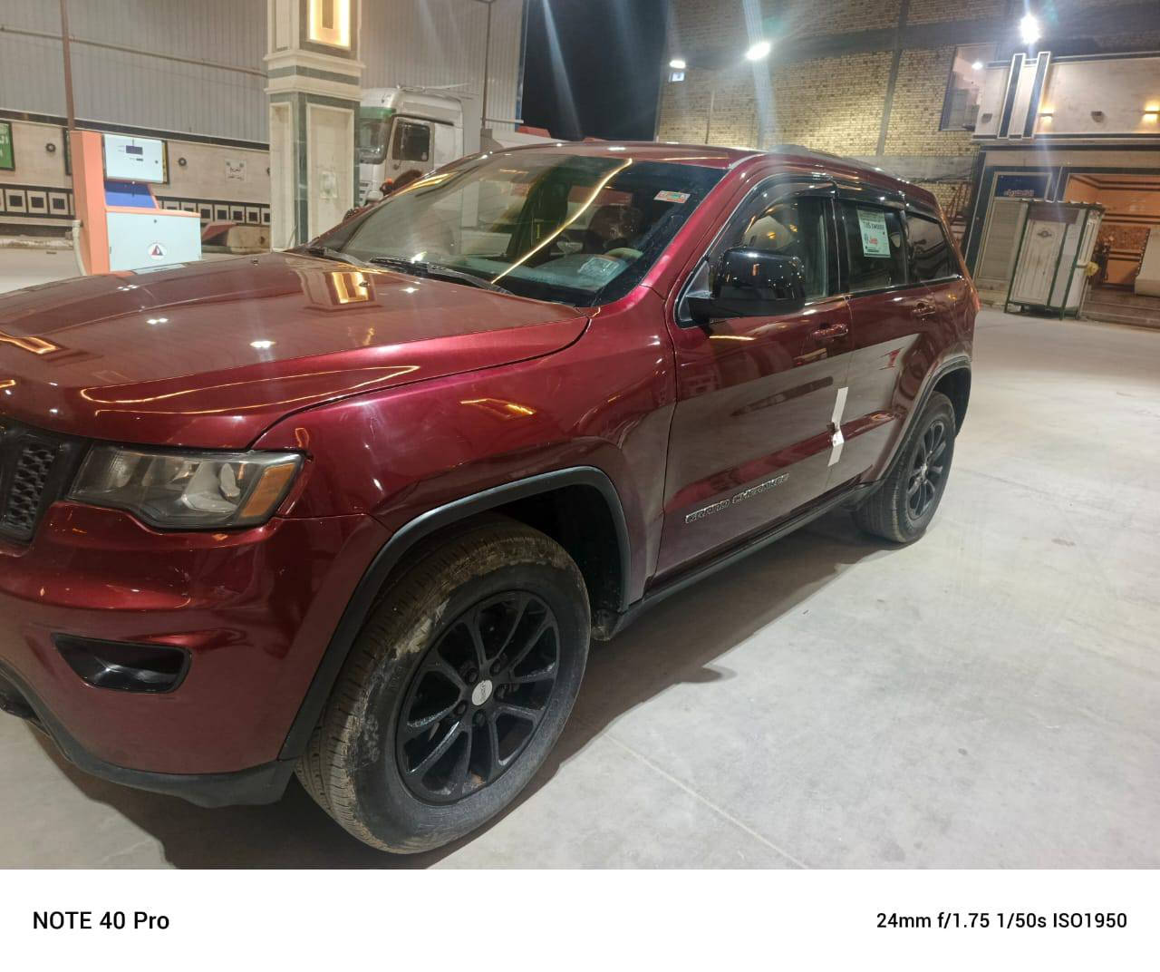 جيب شيروكي  موديل 2018
رقم بغداد 
***********
