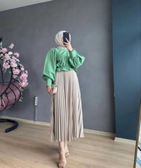 تنورة • ١٠٠ قطعة • جملة