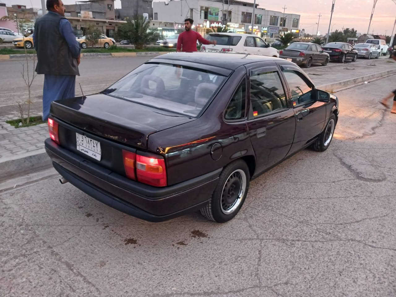 السلام عليكم اوبل فكترا موديل 92 رقم بغداد سنويه مجدده 2027 حجم 20 مكينه جديده لا  صرف ولا تبخير كير عادي صدر امامي جديد صدر خلفي جديد تخم تاير باتري جديد ارضيه كشنات مدوشمه كهربائيات كله شغاله مصبوغه عام فرن للجماليه السعر 46 وبيها مجال 
***********
***********
