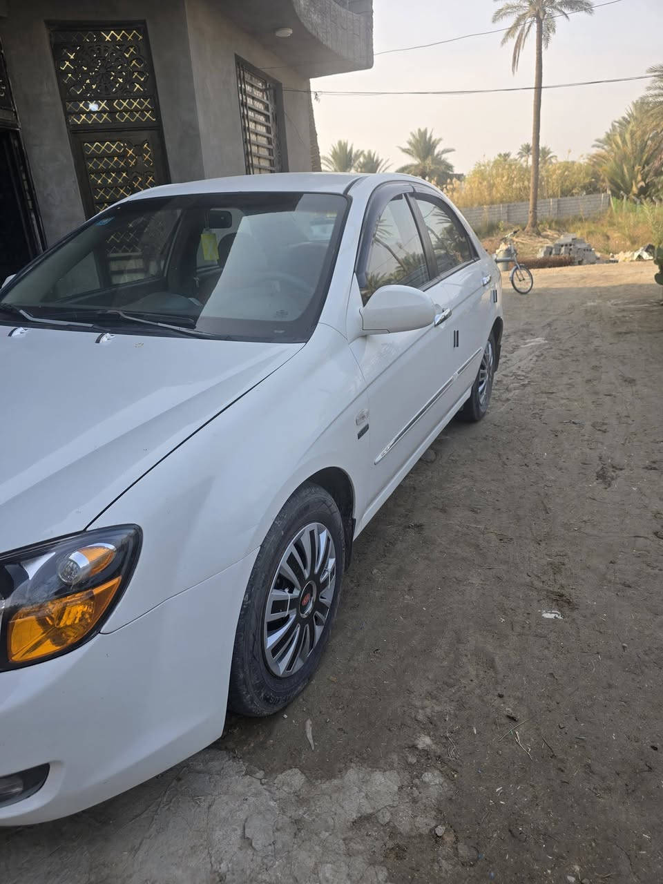 السلام عليكم
من رخصه الادمن كيا سيراتو للبيع موديل 2007  محرك 1600 دوش رقم بغداد نكليزي السياره كفاله عامه عده الجاملق الامامي جهت الراكي صبغ اثر شخط وخشم البنيد والباقي كفاله عامه تدفئه تبريد مكينه ما مفتوحه شرط بالجيس وكير وحداديه شرط السعر 87 وبيهه مجال العنوان بابل المسيب

للستفسار ***********
