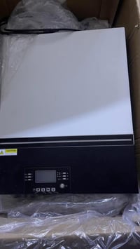 موجود انفرتير فولترونك (Voltronic)  🔹 الموديل: MAX-8000 🔹 القدرة: 8000...