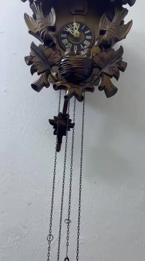 على حال الشركة
ساعة
 كوكو فنتج🐦
المنشأ هولندي 
تعمل بالأوزان
خاصية إيقاف نغمات  

للإستفسار مراسلة  الرقم فيه واتساب  ***********
