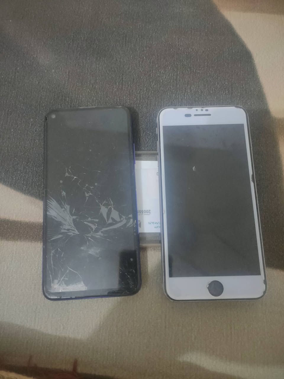 سلام عليكم
HUAWEI nova 5T

ذاكه 128رام8

نضيف مكفول ماداخل تصليح فقط الشاشه بيها فطور مامئثره علمس وضهر بي فطر واحد قيم بل يرضي الله 

iphone 6s Plus

ذاكره 32 جهاز نضيف مبدل فقط بطاريه مايدعم الخط فيس ايدي واكف قيم بل يرضى الله رقمي*********** بي واتساب
