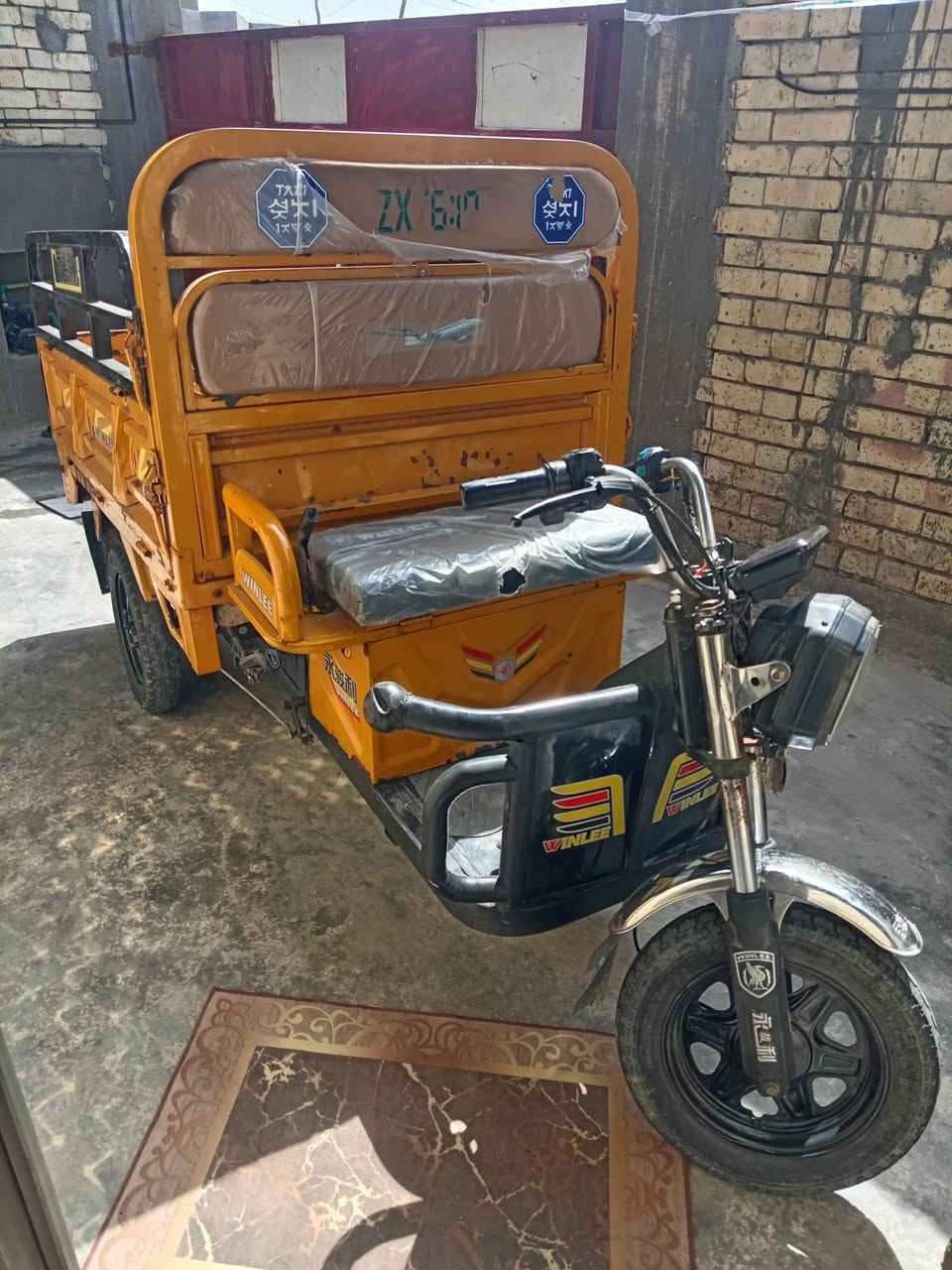 السلام عليكم ستوته للبيع بطاريات ٥ بتنامي ٣٢ أبير الوحده 
*********** سعر خاص
