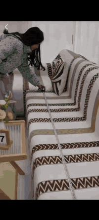 قماش شانيل ثقيل
عرض متر وثمانين 
سعر متر 6000
توجد خدمة توصيل 
***********
