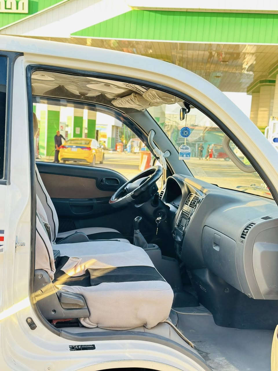 السلام عليكم للبيع كيا 2022 رقم بابل دولي بسمي مكفوله كفاله عامه تبريد تدفئه شغاله تخم تاير جديد ***********
