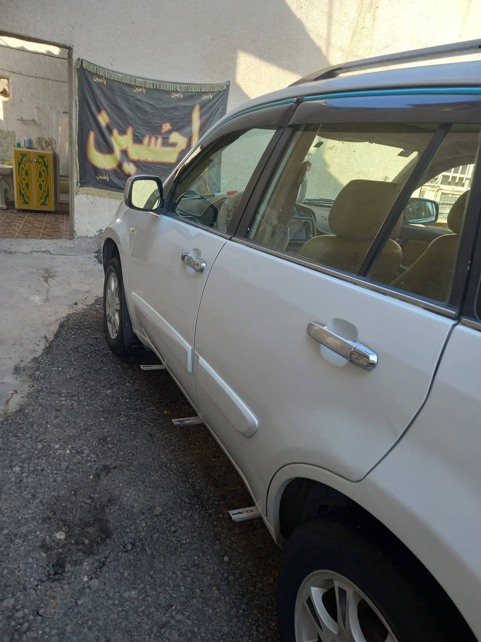 السلام عليكم  عندي تيكو  موديل ١٢ مواصفات ١٣  كير كهربائي  مصبوغه  عام الجماليه   رقم بغداد سنوية جديده سعر ٦٥ بيه مجال  رقم *********** مامتواجد علئ فيس
