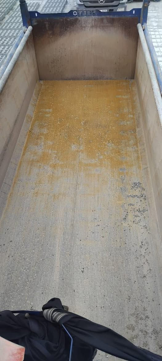 السلام عليكم بدي للبيع الطول ٦٢٠ موديل ٢٠٢٥ جديد للاستفسار ***********
