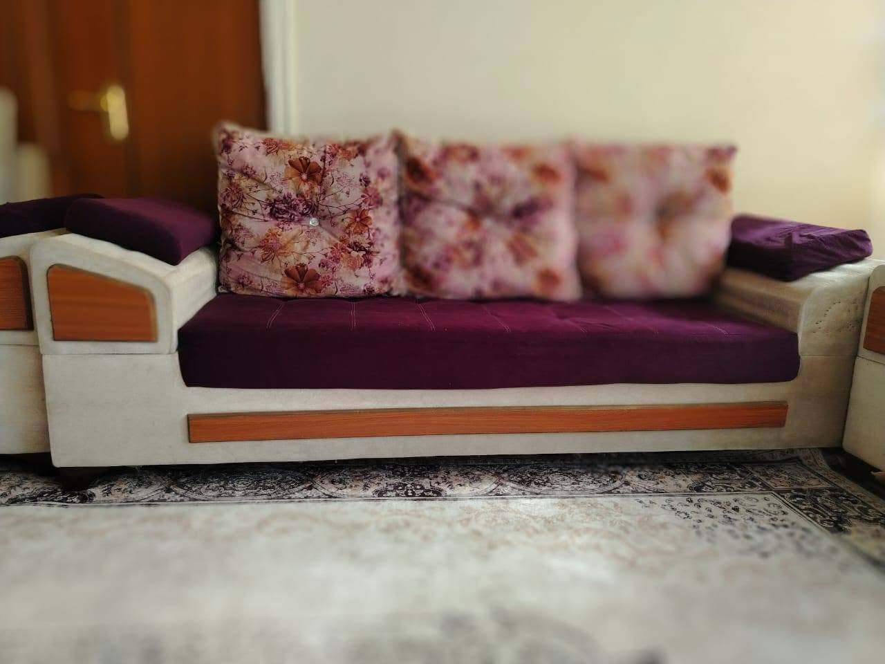 تخم للبيع نظيف ٥ قطع ١٠ مقعد المكان ديوانيه


**إذا كنت صاحب هذا الإعلان وتريد حذفه لأي سبب، رجاءا أرسل رسالة إلى الدعم الفني**