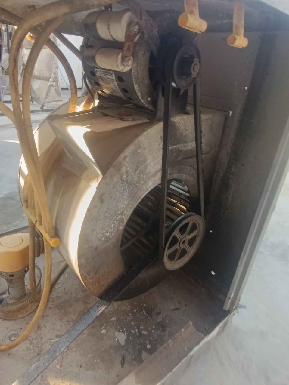 مبرده حجم 2,5 شغاله بل شرط 2سرعه دبل واتربم 2 السعر من الخير غفل 50غفل شراي خابر اقل من 50لا تراسل *********** كركوك, العراق
