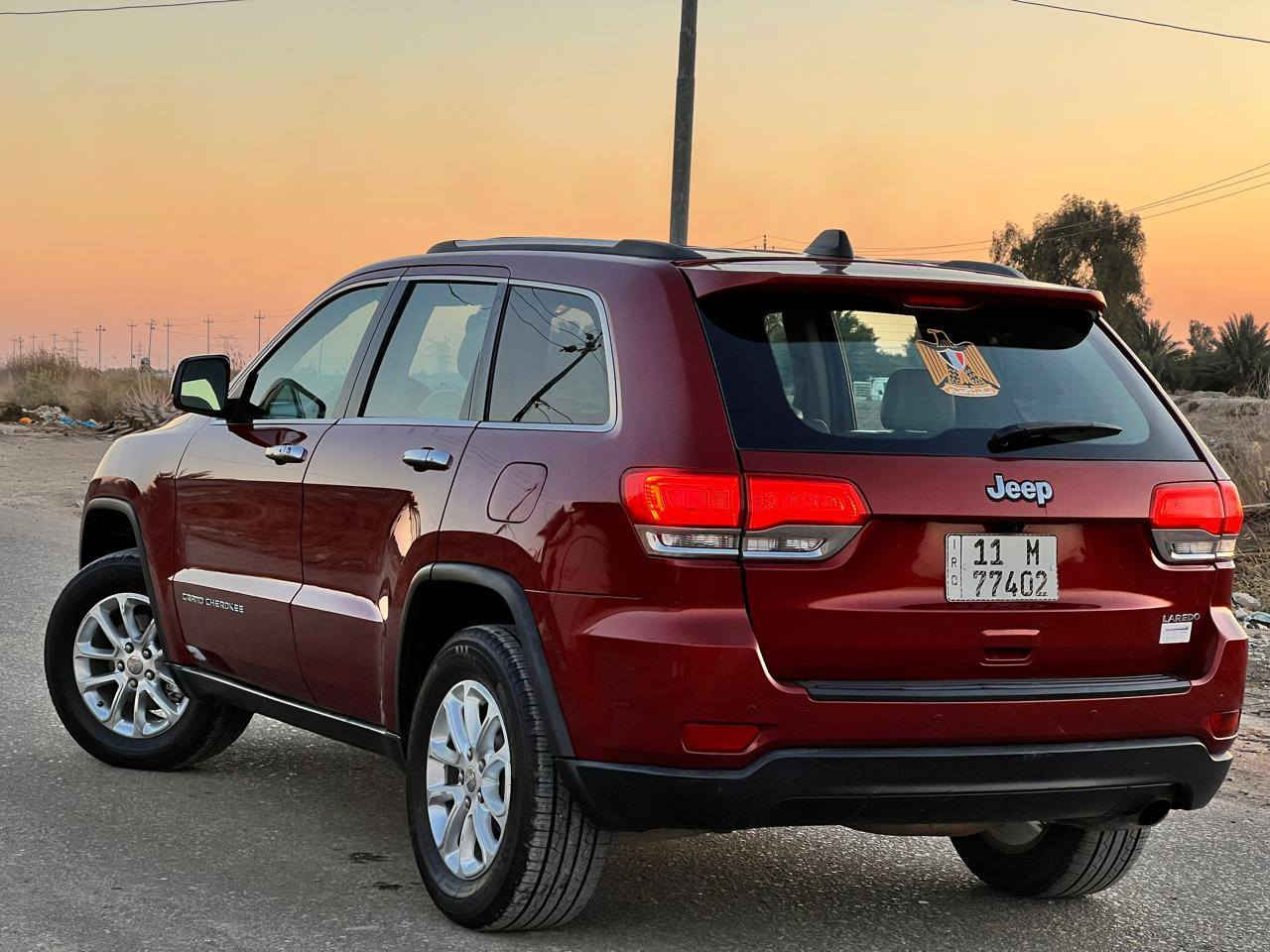 السلام عليكم للبيع جيب شيروكو موديل 2014 السياره جديده فول موصفات ١/١ بصمه فتحه حساسات خلفيه مري شفط كشنات كهرباء  وجلد كامره خلفيه شاشه جبيره تبريد قطعتين تشغيل عن بعود جنطه كهرباء لايت زنون اصلي رقم بغداد الإنكليزي (بأسمي) سنويه مجدده لل٢٠٢٨ كير طياره ٨ كير غرفه بيجي السياره جديده مابيه نقص لو برغي ماتخلي عليه مكينه 6سلندر السياره بيه (صبغ ٣قطع) اثر كلير فقط دمام انفينتي بلادي سعرها 158 وبيه مجال مكاني بابل الحله***********
