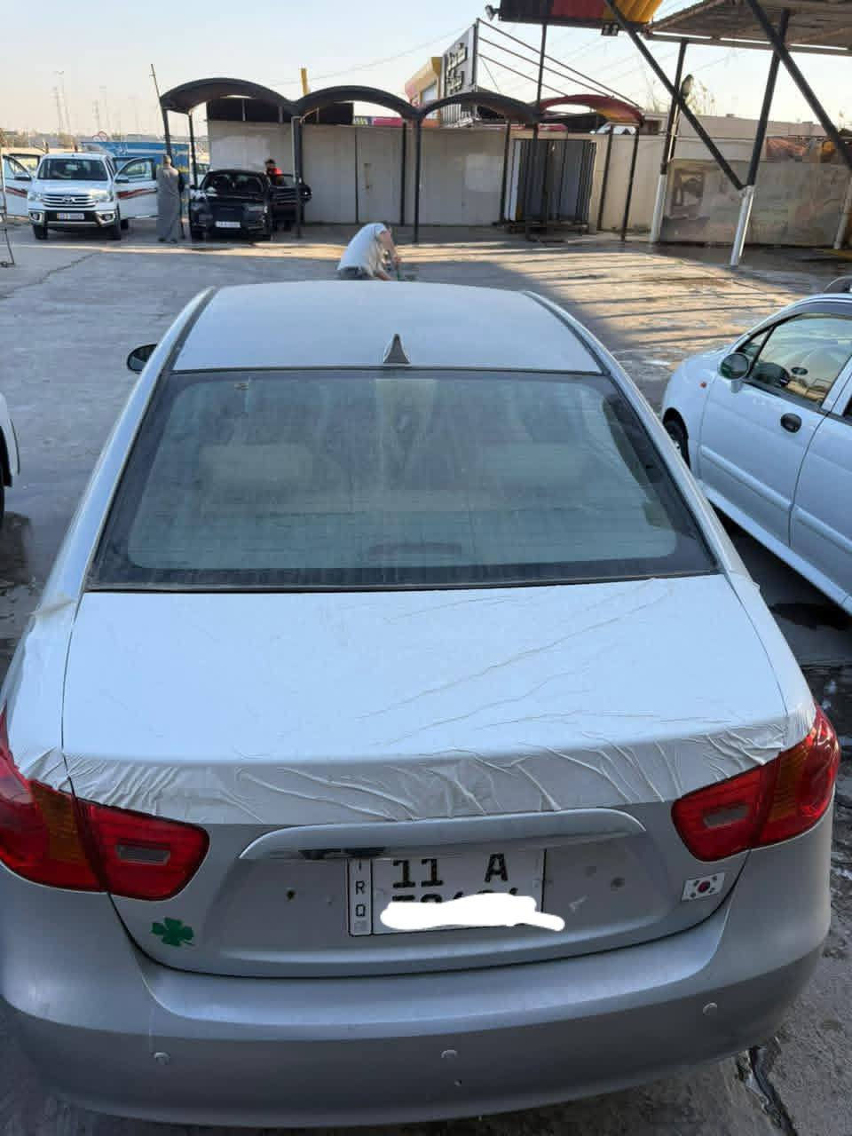 سلام وعليكم هونداي افانتي ٢٠٠٨ مكفوله من الضربه والصبغ بس بيها بارد ورصعات كير مكينه خير من الله. مكان بغداد الرقم*********** خابرني وتدلل سعر ٩٠ بيهه مجال قليل حك جيتك
