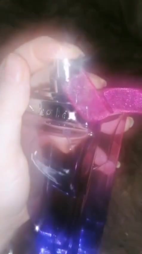 عطر شاليز
عطر شاليز الرهيب من 
أحسن الماركات 😍♥️
 طبعا جدا مميز وراقي 
مصنف من ضمن قائمة أرقى وأفضل العطور العالمية 💯
الحجم 100 ml
ثباتيه 24 ساعه ✅😚


**إذا كنت صاحب هذا الإعلان وتريد حذفه لأي سبب، رجاءا أرسل رسالة إلى الدعم الفني**