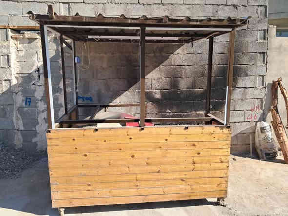 میز مال جاي و لفات للبیع 
سعر: 275 الف وبي مجال
***********
