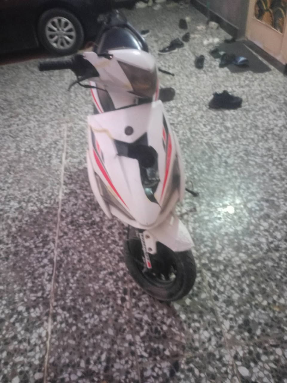السلام عليكم هاي دراجه 100 وبيها مجال مكان النجف دراجه عطلانه ***********
