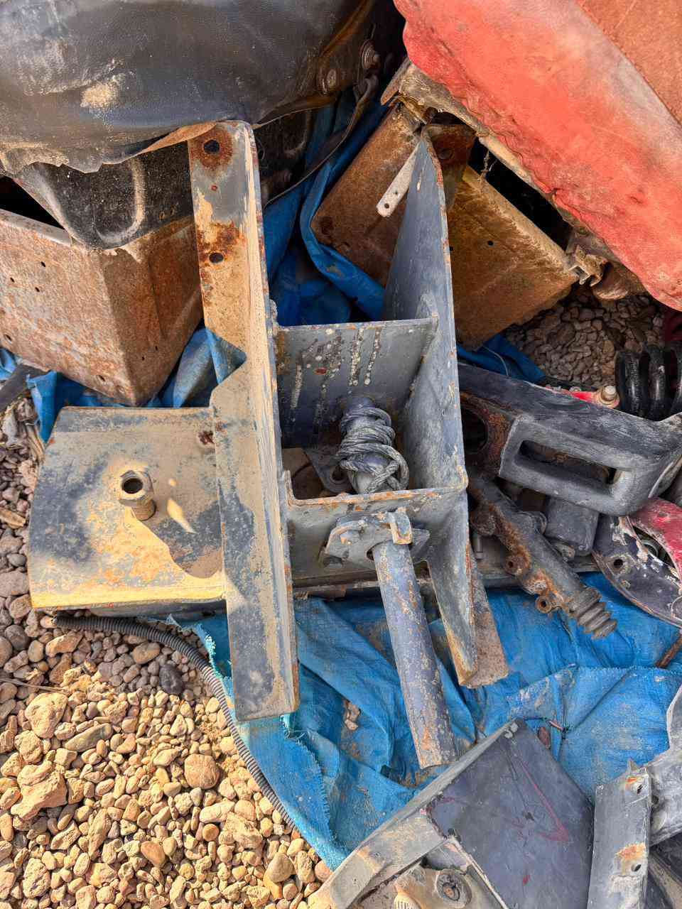 كشنات البي موديل 80
دركات البي 80
شمسيه البي 80
دركه مان صقر
صطاب ستيرن 
***********
الفلوجة البعلوان قرب مطعم كرم زرزور 
الجميع 
@إشارة
