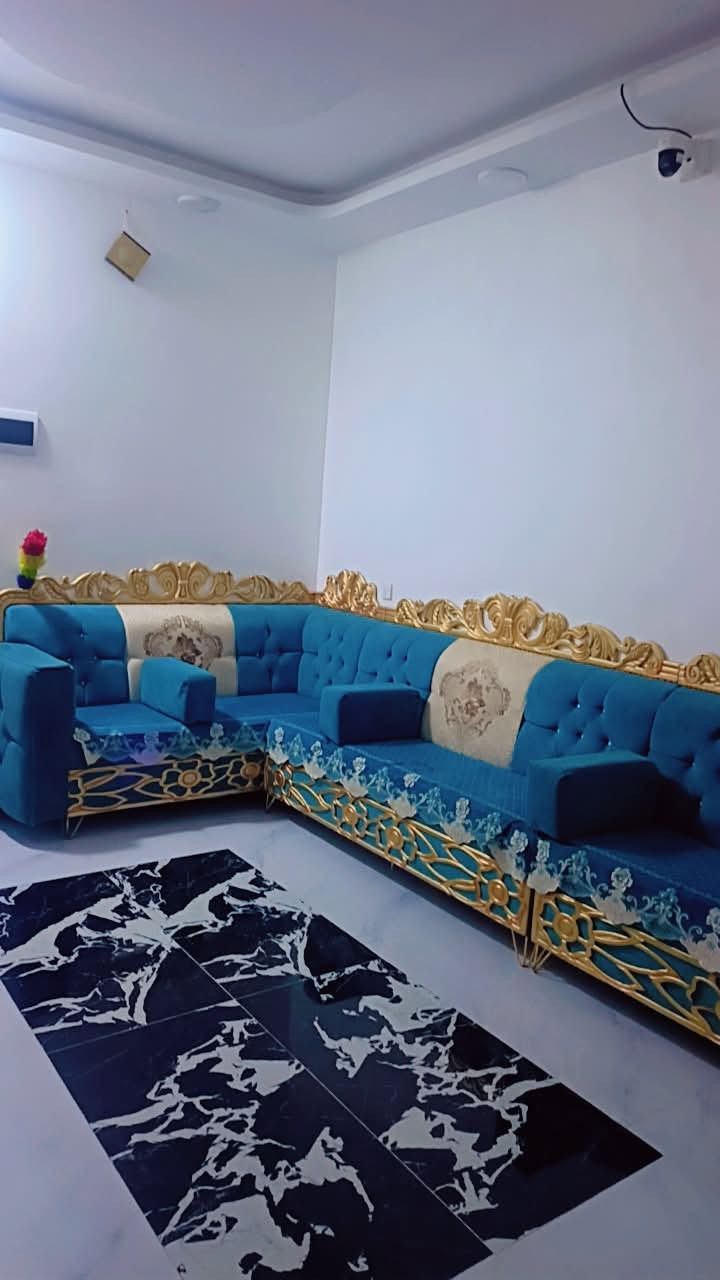 🔴دار للبيع 🔴
في حي السماح  في حي الاركان   
مساحة 100م واجهه 7م  يتكون من طابقين 
الاول /غرفة نوم وهول واستقبال  ومطبخ وصحيات  ومنور وكراج سيارة  موقع الدار علا شارع 15م  دار بناء حديث فول  ومنطقة ممتازه

مكتب ارض الفرح 
زورونا في موقعنا الكائن في حي السماح سايدين بانزيخانه المشاعل مقابل مول القمه داخل فرع شارع 20
او الاتصال على الارقام التاليه :
***********
***********
***********
