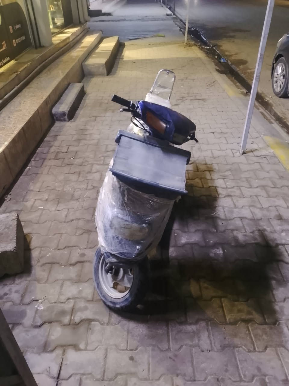 سلام عليكم ورحمه الله وبركاته دراجه ياماها للبيع مابيه اي عيب شغاله كامل كهربائيات  كامله شغاله عوزه باتري قطره لحيم مابي 
#السعر 100 وبيه مجال حك الجيه 
***********
