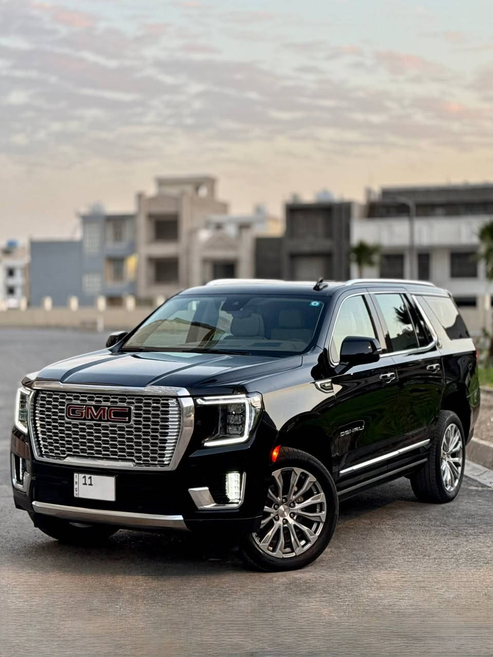 السلام عليكم ‎
للبيع فقط
للبيع  يوكن جمسي دينالي  خليجي وكالة المنصور

السعر بلاش 495 ورقة وبيها مجال بسيط 

 السيارة موديل 2022

الموصفات

داخل ابيض ملكي منفصل vip
جكات
دخول ذكي
دوس كهرباء
5 كامرات
داتو شو
حساسات امامي خلفي
ردارات امامي وخلفي مع نضام مانع التصادم التلقائي
شاحنه لاسلكي
بانوراما 
لايت led زنون
صندوك كهرباء 
فوريل
اضمة قيادة متعددة
دبل اكسل 
وباقي موصفات الدنلي معروفة فول مواصفات

سيارة ماشية 48 كيلو الف

رقم بغداد باسمي شخصيآ

السيارة مكفولة كفالة عامة مو الصبغ والتبديل والبارد
 بيها فقط pdr رصعة ومسحوبة بلجاملغ الخلفي باقي السيارة مكفولة كفالة عامة

مكان السيارة بغداد حي الحسين قرب جسر العامرية

للاستفسار ***********
