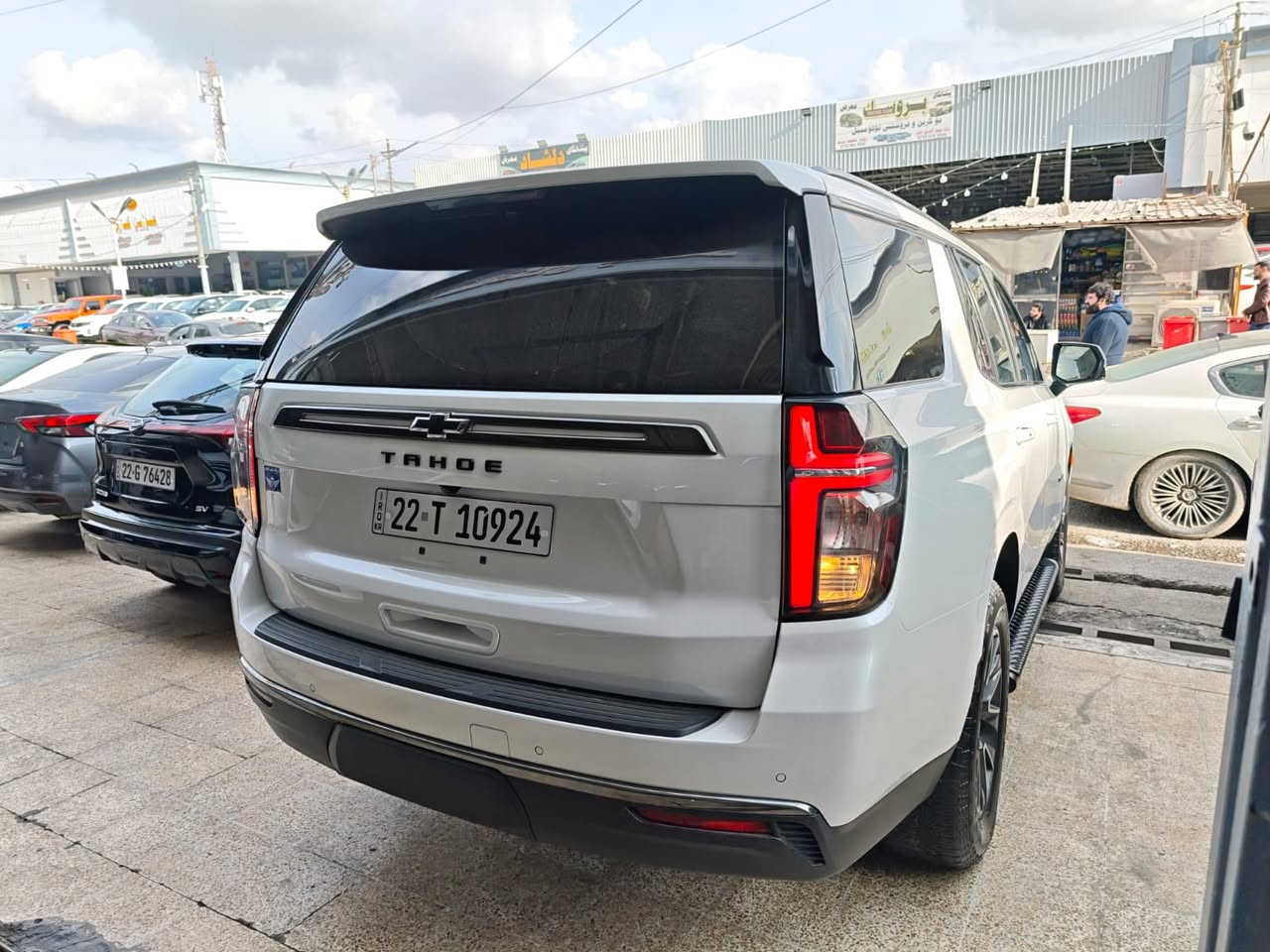 تاهو Z71 2022 
سياره فول فول مواصفات 
لون ابيض
رقم اربيل
ماشية ٦٠ الف ميل
حادث بوند و جاملغ بدون داخل
محرك V8 5300 مكفول 
المواصفات 
بانوراما 
عدادات دجتال 
كشنات جلد vip
أربع وضعيات قيادة 
فور ويل 
محرك 5,3 v8
هوكات امامية
لدات انارة زنون بلادي
شاحن وايرلس
جنطة كهربائية جلاق 
المحافظة على المسار
اوتو ستوب
وبيهة بعد هواي مواصفات ما مذكورة

معروضة 430 شدات وبيهة مجال بسيط

للاستفسار الاتصال 

***********
