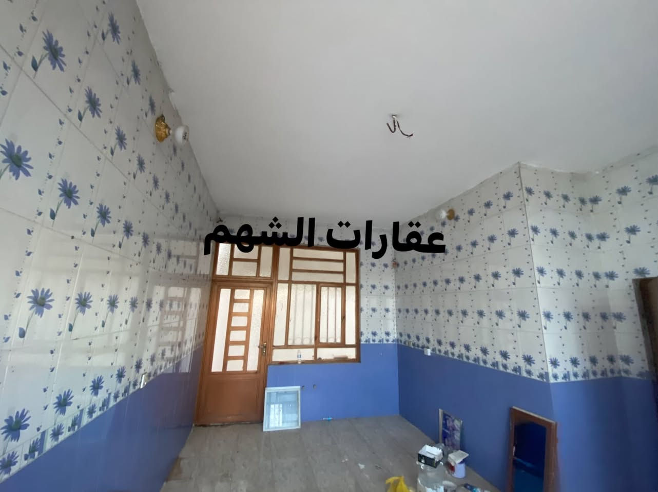 مشتمل للبيع
خلف ملعب سامراء 

 يتكون من (3) غرف 

المساحة (150) الوجة (15) والنزال (10)

للاستفسار (***********)

