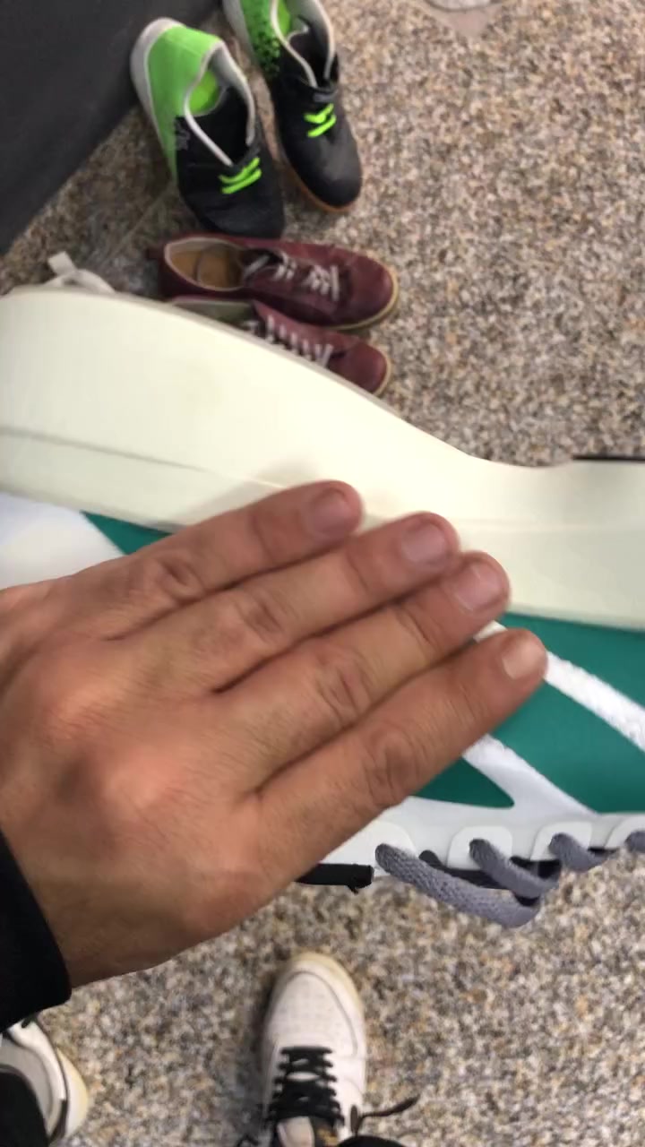 اديداس ادزيرو ماستر
قياس 44 
سعر 25 
توصيل جميع محافظات العراق 5


**إذا كنت صاحب هذا الإعلان وتريد حذفه لأي سبب، رجاءا أرسل رسالة إلى الدعم الفني**