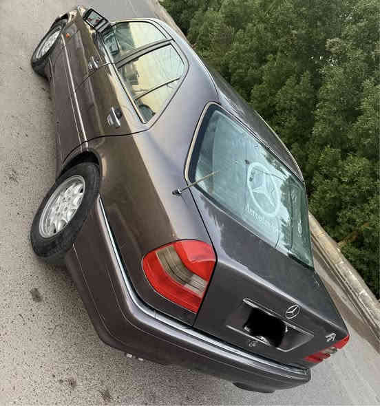 للبيع فقط بدون مراوس وبدون قسط 
مرسيدس w 202 c230 1995 اصل وارد خليجي فول موصفات بدون ضرر وحادث 
مصبوغه عام جماليه بدون ضرر 
محرك وكير بلاديات 4 سلندر خراطيم 
تبريد اصل  حداديته جاهزه كهربائياته بلاديه داخل جلد بلادي نظيف جداً 
موصفاته معروفه سلايد روف جام طكيتن سنترلوك قفل كير جام كهرباء 5 ويل كب 
اريل كهرباء دبل مروحه دبل فيت يم
دركه ايبرباك الخ .... سياره بلاديه وجاهزه 
منظومه بنزين تخم تاير باتري جدد 
 بيه ملاحظات بسيطه جداً 
مكانه بغداد الاعظميه والسعر  58  ورقه وبيه مجال بسيط اي استفسار فقط الاتصال ***********
