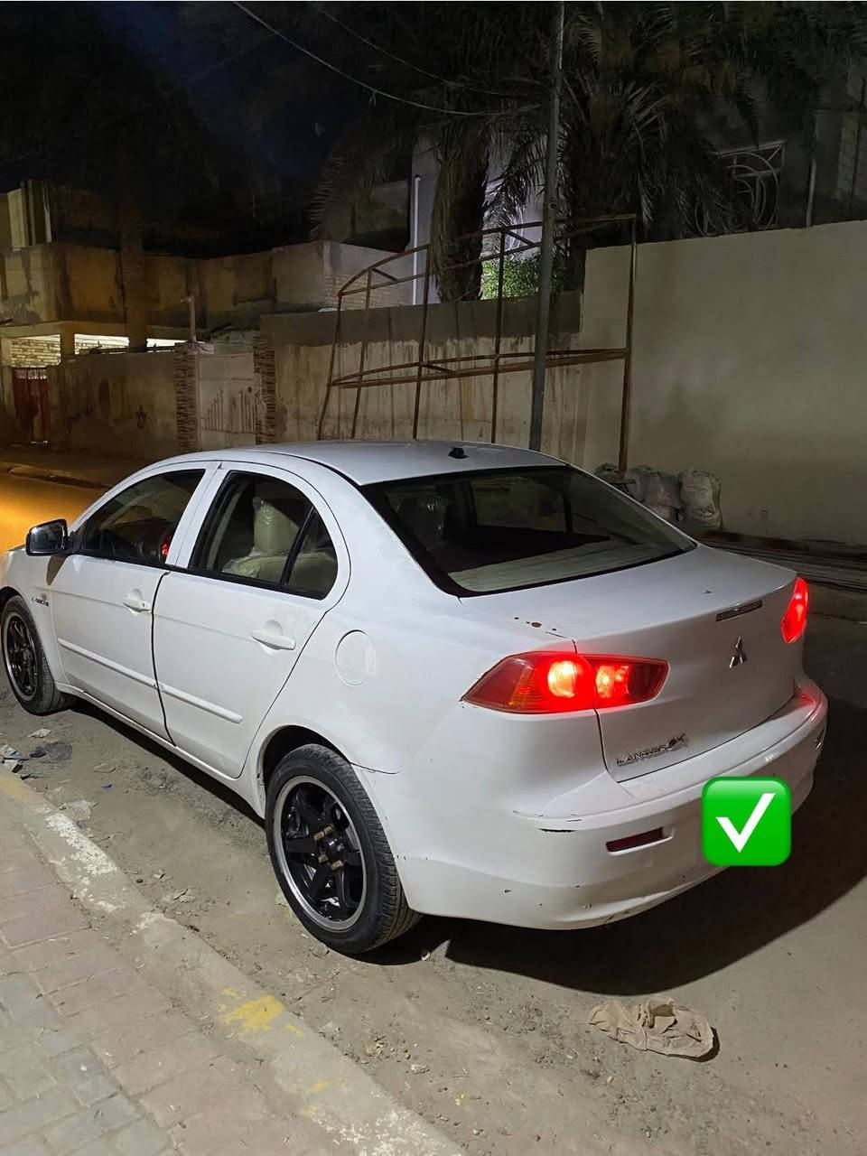 لانسر قرش 2009 رقم اربيل راعيها موجود بس ما بيها تحويل
جاااااهزة للاخير محرك جديد 2000 

كير جديد

حدادية جديدة 

باتري جديد 

تخم تاير ويل جدد 

تبريد ثلج ❄️ 

تدفئة شغالة 

غرفة جلد اصلي 

داخل عسلي كهربائيات كلها شغالة ما بيها نقص برغي 

السعر 60 وبيها مجال 

مكاني ديوانية مركز 

***********
